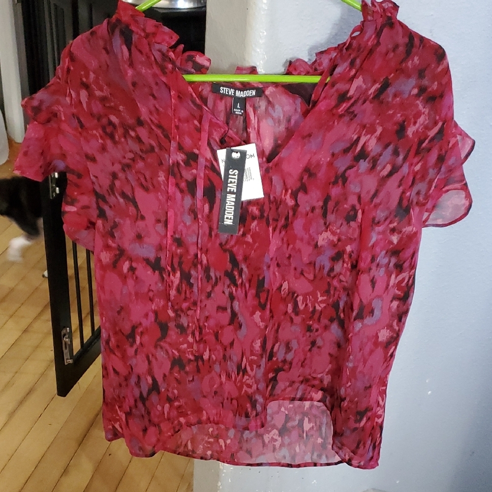 Steve Madden Ruffled Flutter Sleeve Blouse in Red